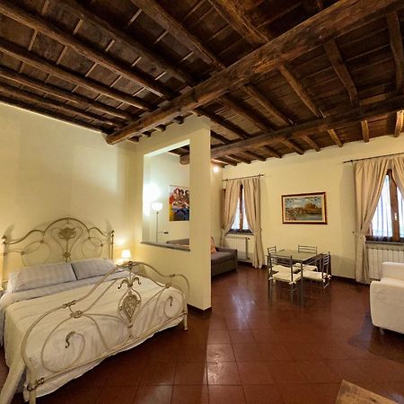Navona Studio Apartment Livia Rome Exterior photo